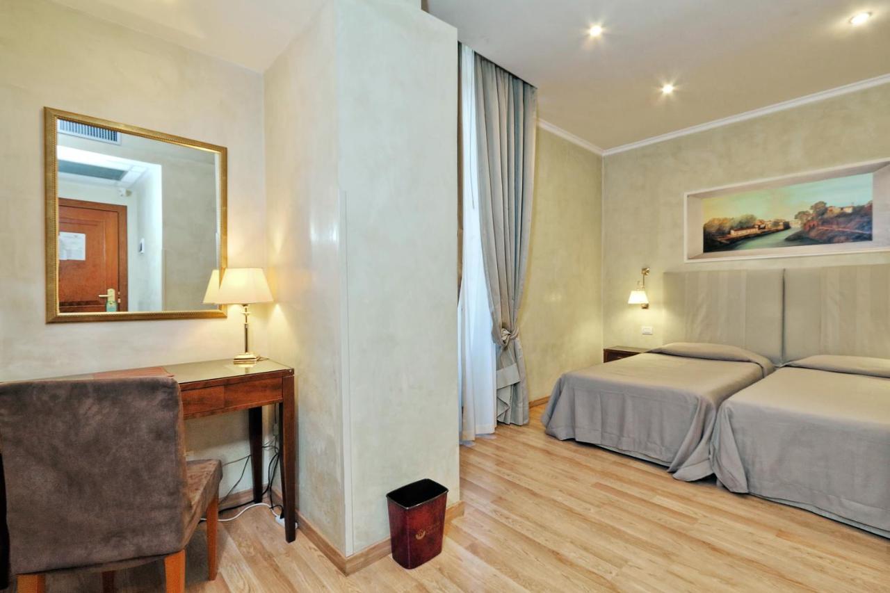 Hotel Camelia Rome Bagian luar foto