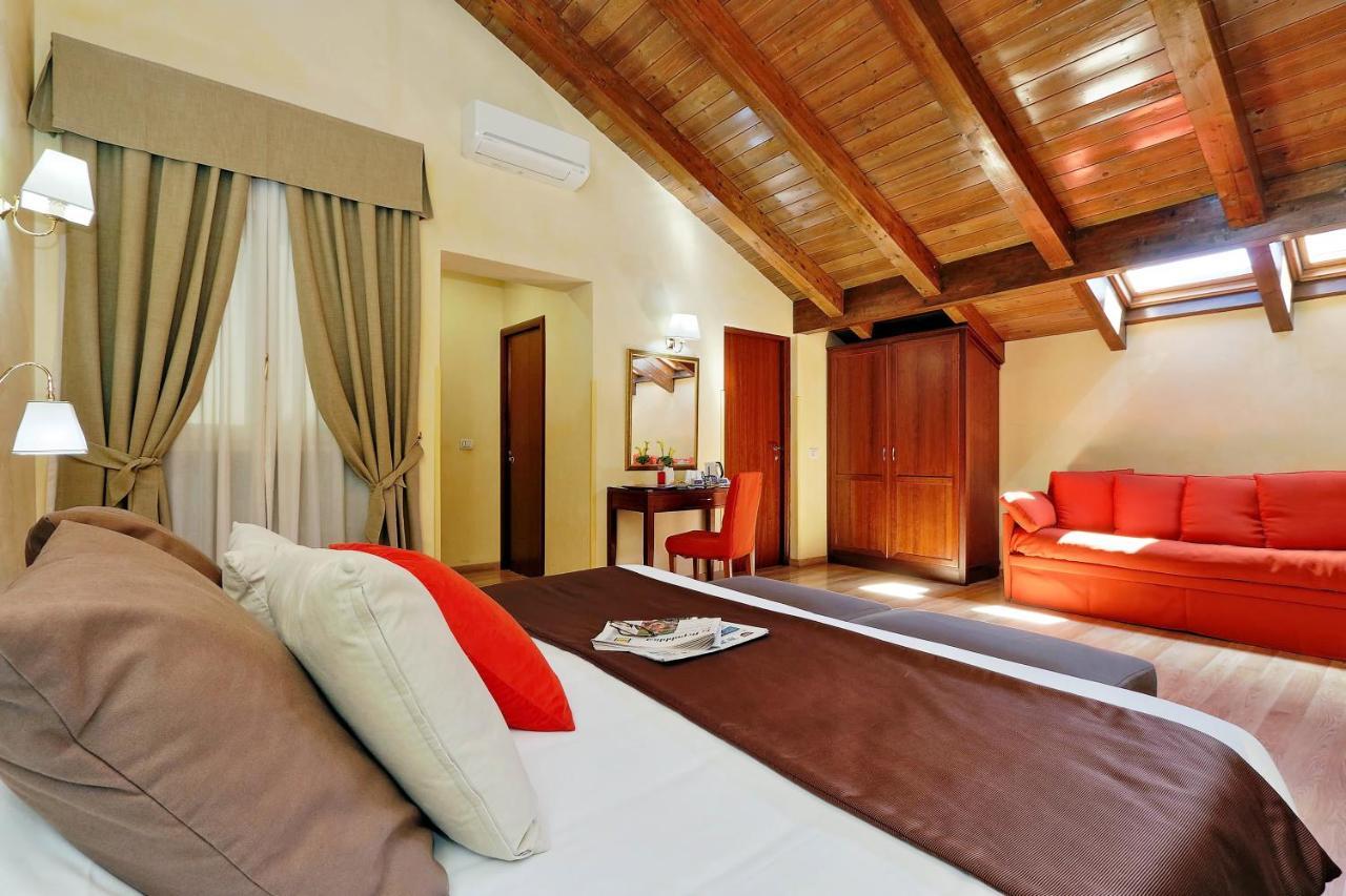 Hotel Camelia Rome Bagian luar foto