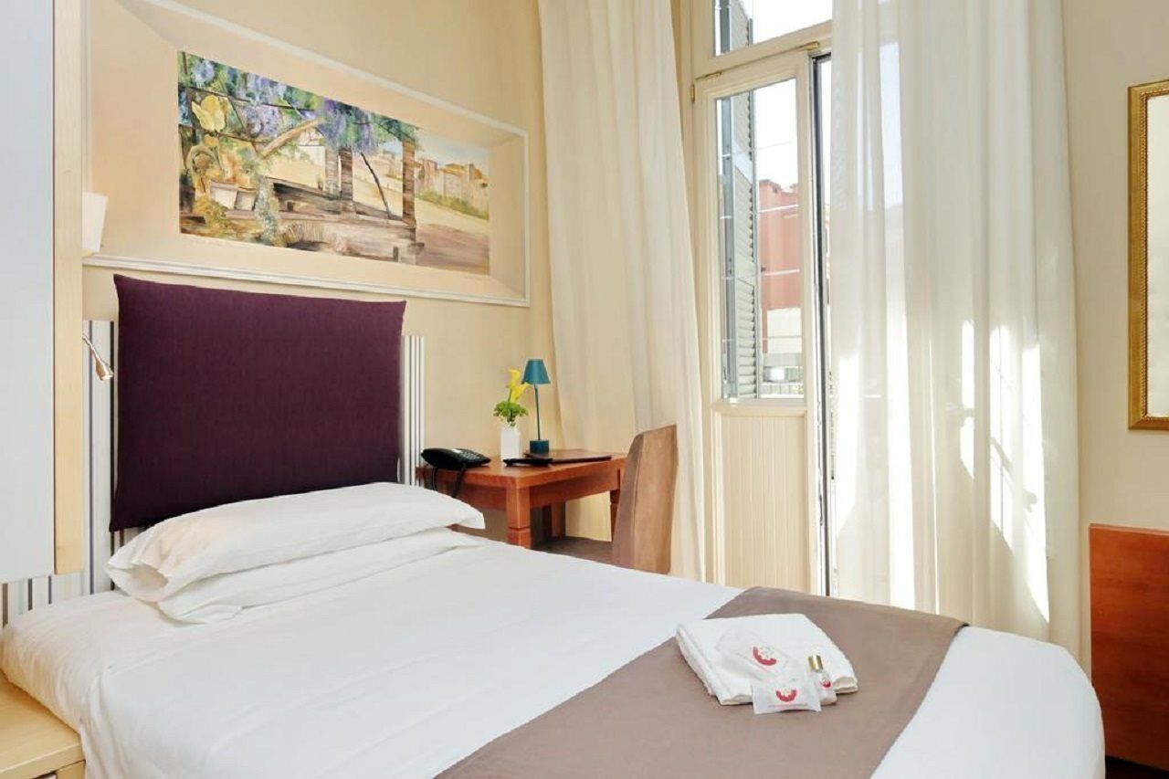 Hotel Camelia Rome Bagian luar foto
